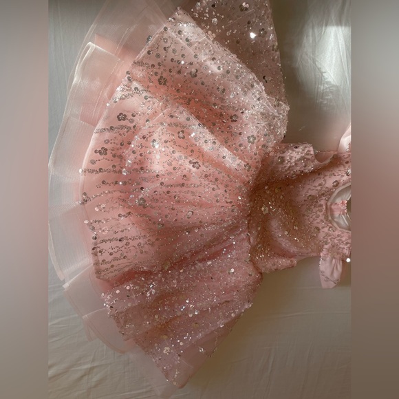 Girl size 4Y Pink Sequin Dress - Picture 13 of 14